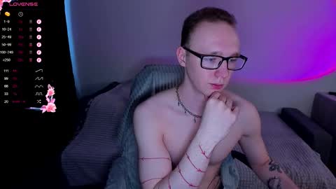 Snapshot of alex_silent chatting on 11-08-25, 08:36 alex_silent online show from 11-08-25, 08:36