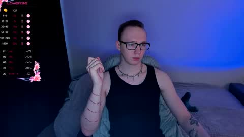 Snapshot of alex_silent chatting on 11-12-25, 10:15 alex_silent online show from 11-12-25, 10:15