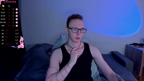 Snapshot of alex_silent chatting on 01-17-26, 12:21 alex_silent online show from 01-17-26, 12:21