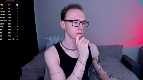Snapshot of alex_silent chatting on 05-31-26, 02:35 alex_silent online show from 05-31-26, 02:35