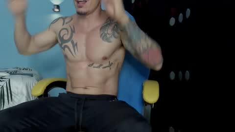 alex_sthorm online show from 11-11-25, 03:39