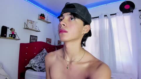 Alex online show from 01-25-25, 01:30