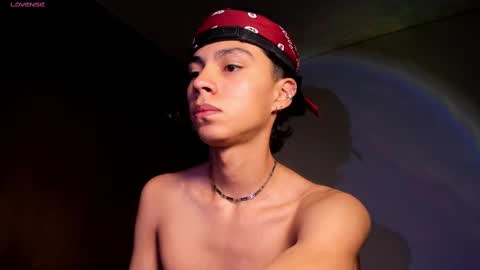 Alex online show from 09-17-25, 01:35