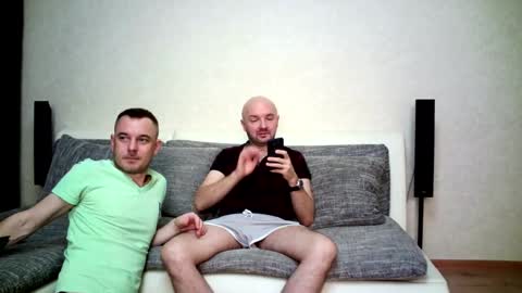 Alex and Tobey online show from 10-02-25, 01:12