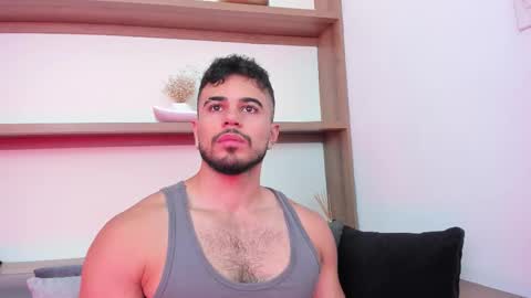 alex_wolf05 online show from 03-10-26, 06:35