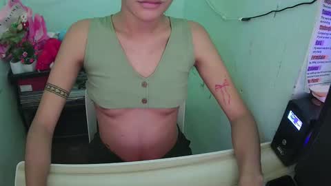 Snapshot of alexa04052007 chatting on 10-07-25, 06:32 alexa04052007 online show from 10-07-25, 06:32