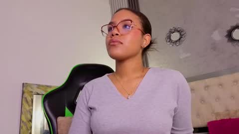 alexa andherson online show from 09-17-25, 07:48