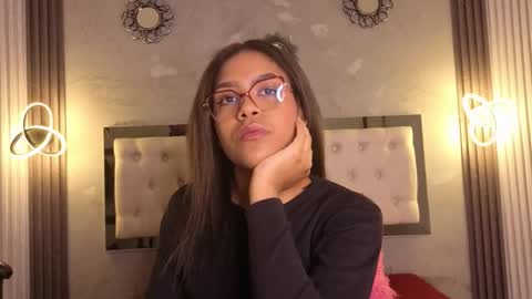 alexa andherson online show from 10-22-25, 08:08