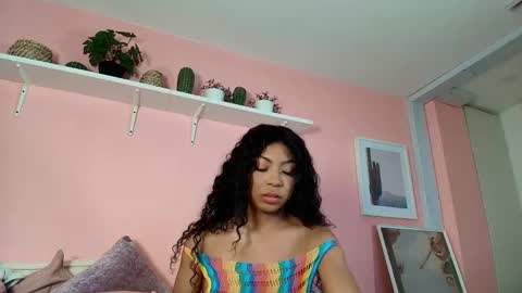 Alexandra  online show from 01-06-25, 12:48
