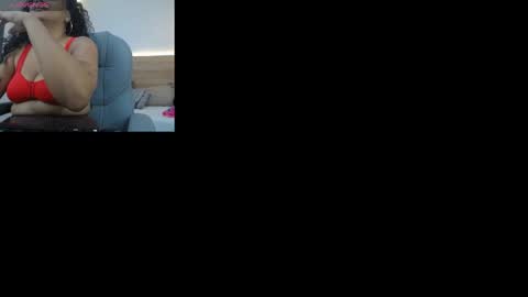 Snapshot of alexa_forbes_ chatting on 05-21-26, 02:40 Alexa Forbes online show from 05-21-26, 02:40