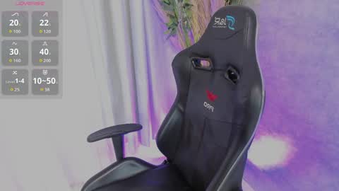 alexa_foxx27 online show from 05-27-26, 07:33