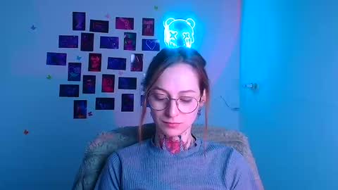 Snapshot of alexa_kittie chatting on 03-11-26, 06:19 Alexa online show from 03-11-26, 06:19