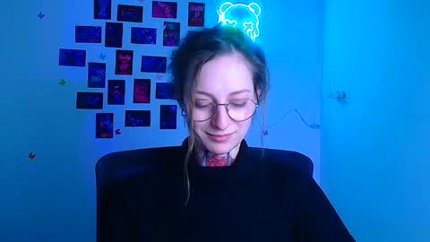 Snapshot of alexa_kittie chatting on 03-13-26, 06:20 Alexa online show from 03-13-26, 06:20