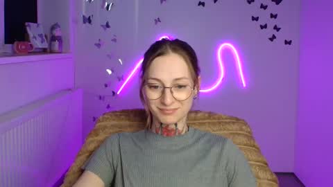 Snapshot of alexa_kittie chatting on 03-23-26, 12:20 Alexa online show from 03-23-26, 12:20