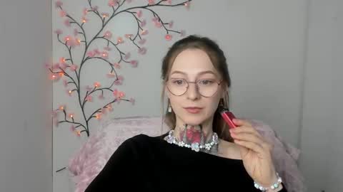 Snapshot of alexa_kittie chatting on 03-26-26, 06:46 Alexa online show from 03-26-26, 06:46