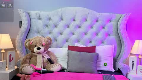 Aleza Starck online show from 05-04-26, 06:37