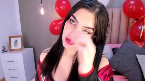 Alexa Thaylor online show from 02-24-25, 06:36