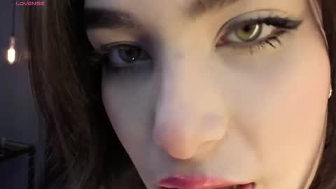 Snapshot of alexa_thaylor_ chatting on 02-11-26, 02:33 Alexa Thaylor online show from 02-11-26, 02:33