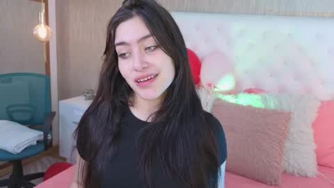 Snapshot of alexa_thaylor_ chatting on 02-20-26, 02:39 Alexa Thaylor online show from 02-20-26, 02:39