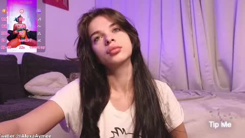 Snapshot of alexaaimee chatting on 03-09-25, 02:39 Alexa online show from 03-09-25, 02:39