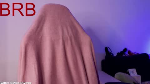 Snapshot of alexaaimee chatting on 10-08-25, 01:58 Alexa online show from 10-08-25, 01:58