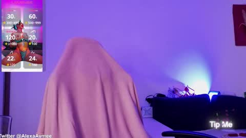 Snapshot of alexaaimee chatting on 10-18-25, 04:59 Alexa online show from 10-18-25, 04:59