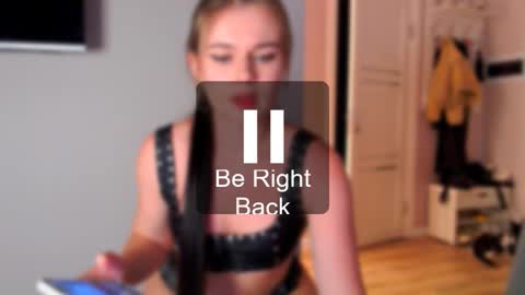 Snapshot of alexabuttler chatting on 10-20-25, 09:37 my tg online show from 10-20-25, 09:37