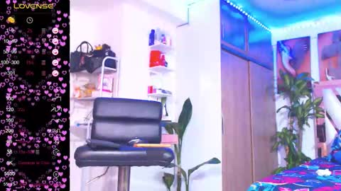 Snapshot of alexafoxxy01 chatting on 03-24-26, 12:48 alexafoxxy01 online show from 03-24-26, 12:48