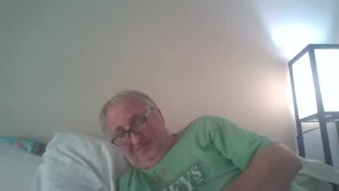 Alex online show from 04-18-26, 08:20