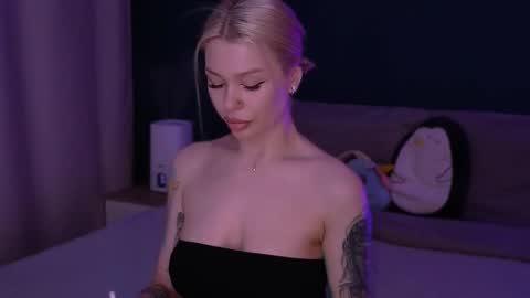 Alexa Mason online show from 03-07-25, 01:42