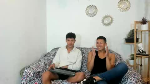 chicos hot online show from 09-18-25, 03:36