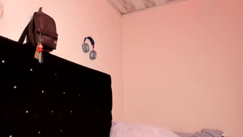 alexandra clauss online show from 09-19-25, 01:56