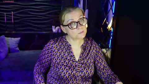 Alexandra online show from 02-20-25, 03:56