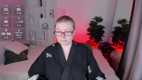 Alexandra online show from 03-22-26, 08:34