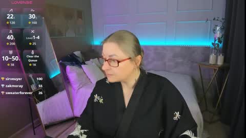 Snapshot of alexandra_kind chatting on 03-29-26, 02:55 Alexandra online show from 03-29-26, 02:55