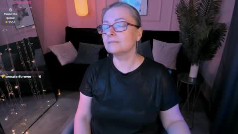 Snapshot of alexandra_kind chatting on 03-31-26, 08:53 Alexandra online show from 03-31-26, 08:53