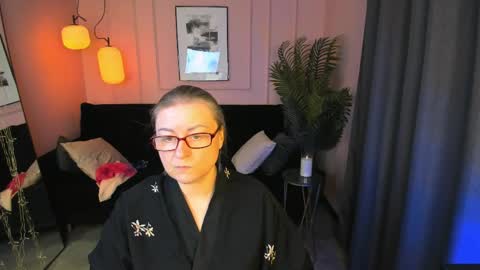 Snapshot of alexandra_kind chatting on 04-05-26, 08:39 Alexandra online show from 04-05-26, 08:39