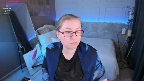 Snapshot of alexandra_kind chatting on 04-11-26, 10:47 Alexandra online show from 04-11-26, 10:47