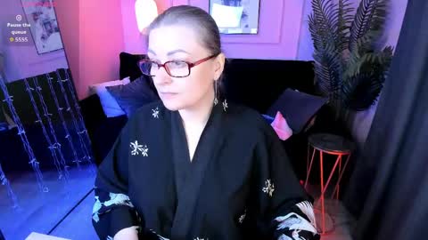 Snapshot of alexandra_kind chatting on 04-15-26, 08:42 Alexandra online show from 04-15-26, 08:42