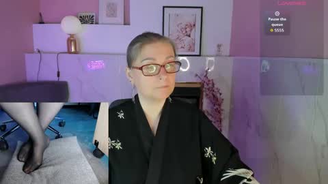 Snapshot of alexandra_kind chatting on 05-08-26, 02:11 Alexandra online show from 05-08-26, 02:11