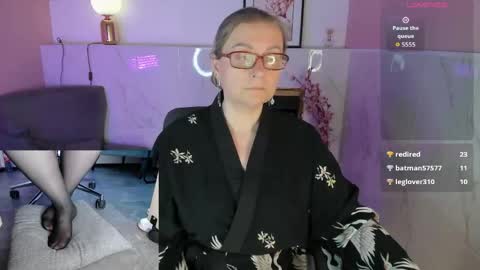 Snapshot of alexandra_kind chatting on 05-09-26, 02:17 Alexandra online show from 05-09-26, 02:17