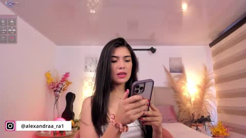 Alexandra Rodriguez online show from 02-15-25, 06:12