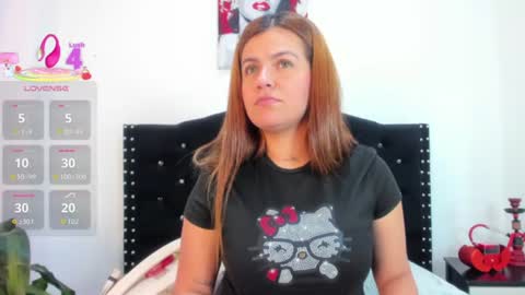Snapshot of alexandra_torress chatting on 07-28-26, 02:13 alexandra online show from 07-28-26, 02:13