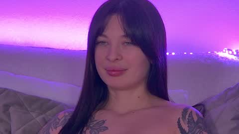 AlexandraBloom online show from 02-08-25, 10:08