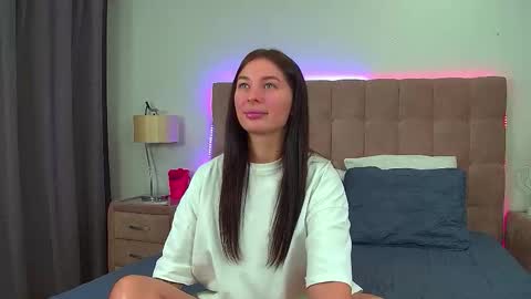 AlexandraBloom online show from 09-29-25, 06:24