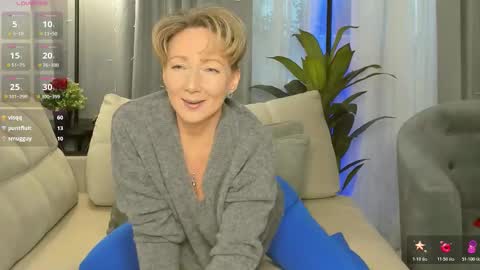 Alexandra online show from 02-10-26, 01:59