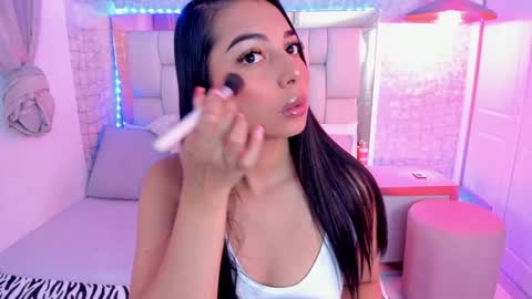 Alexandra Miller online show from 12-09-24, 10:54