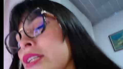 Snapshot of alexandrasaen chatting on 09-27-25, 12:48 alexandrasaen online show from 09-27-25, 12:48