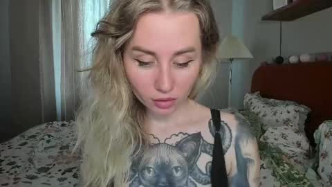 Snapshot of alexarush chatting on 06-05-26, 05:40 alexarush online show from 06-05-26, 05:40