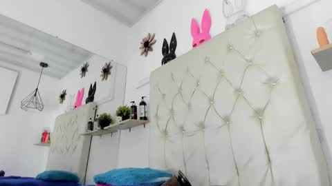 Alexa Smith  online show from 01-16-25, 08:22